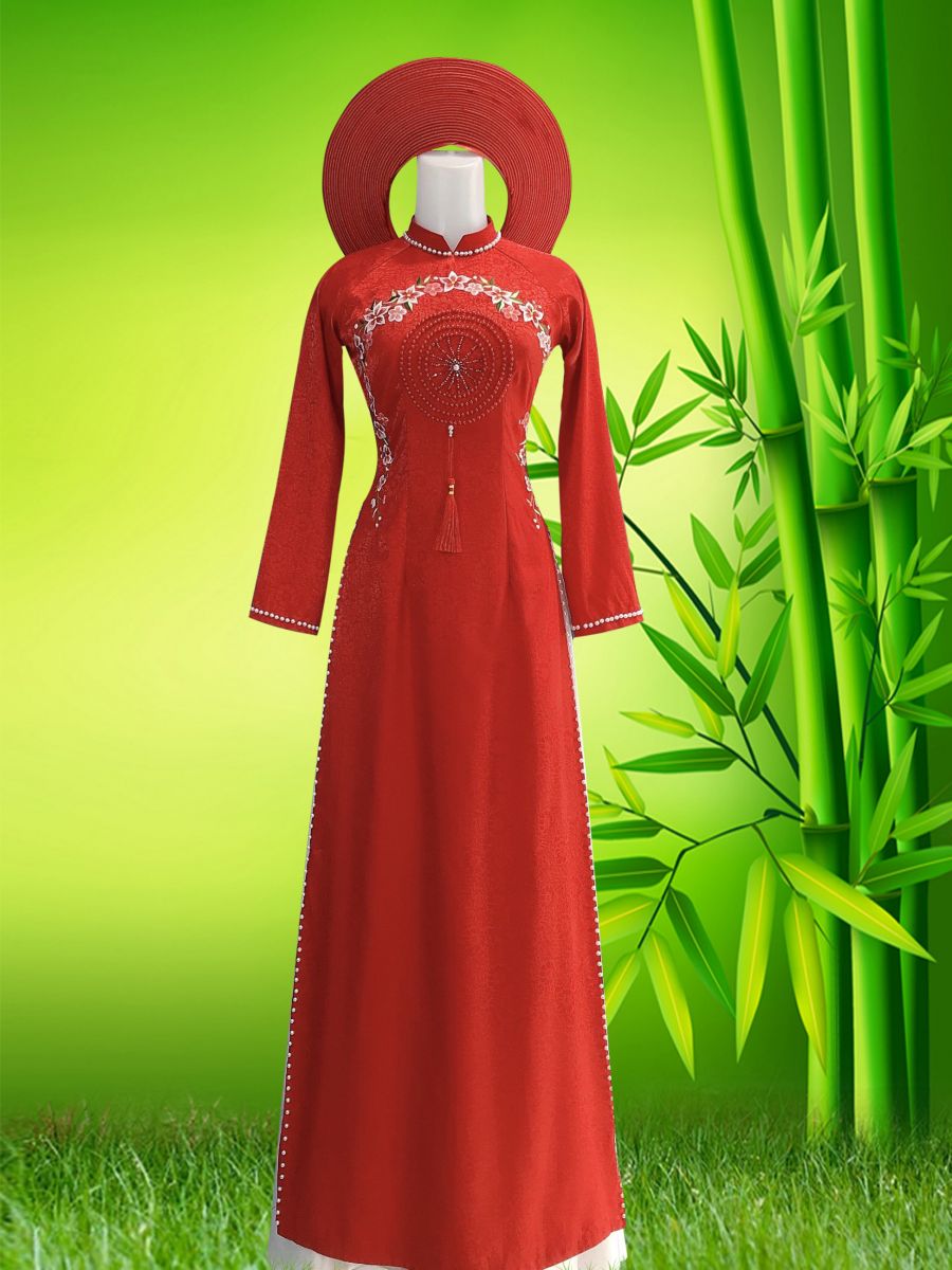 áo dài cô dâu  màu đỏ trong ngày lễ vuquy